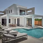 Villa Anthis Luxury - A Haven Of Serene Modern Elegance, By Zantewize Kalpáki