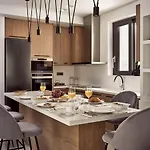 Anthis Luxury - A Haven Of Serene Modern Elegance, By Zantewize Villa *