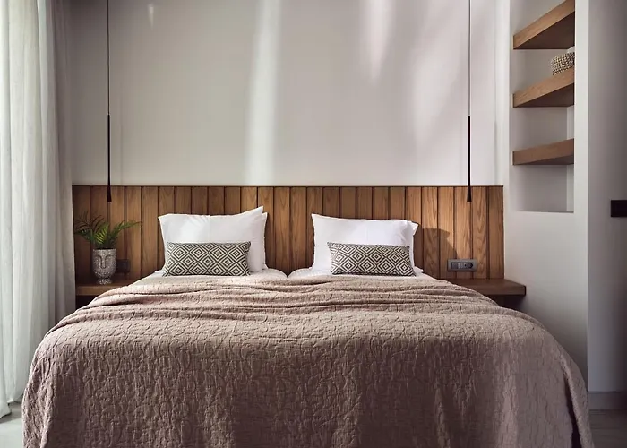 Anthis Luxury - A Haven Of Serene Modern Elegance, By Zantewize Villa *